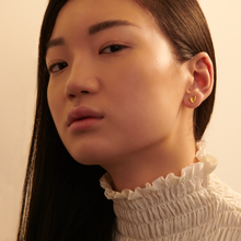 Load image into Gallery viewer, Helena Stud Set
